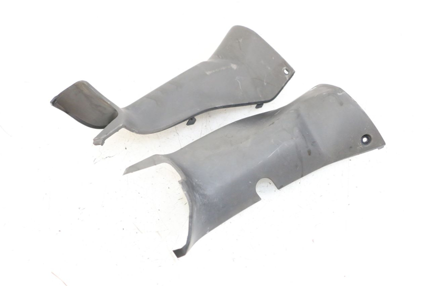 photo de COPRIMANUBRIO POSTERIORE SYM JOYRIDE EVO 125 (2009 - 2016) - Dettaglio del componente