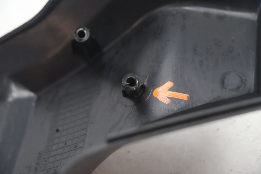photo de COPRI MANUBRIO POSTERIORE RIDE JUMP 2T 50 (2012 - 2017) - Stato della superficie e materiale
