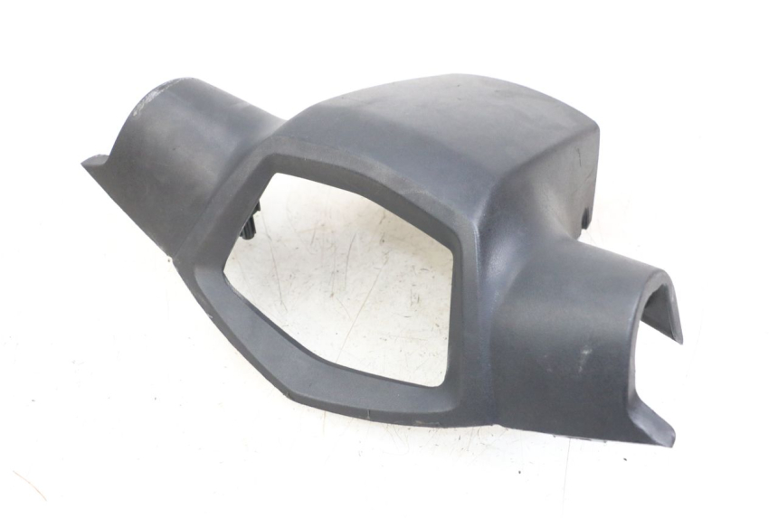 photo de COPRIMANUBRIO POSTERIORE PEUGEOT KISBEE 2T 50 (2018 - 2022) - Altra angolazione