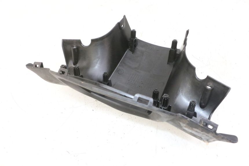 photo de COPRIMANUBRIO POSTERIORE PEUGEOT KISBEE 2T 50 (2018 - 2022) - Primo piano tecnico