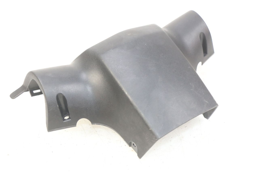 photo de COPRI MANUBRIO POSTERIORE PEUGEOT KISBEE 4T 50 (2010 - 2017) - Zoom sullo stato d'uso