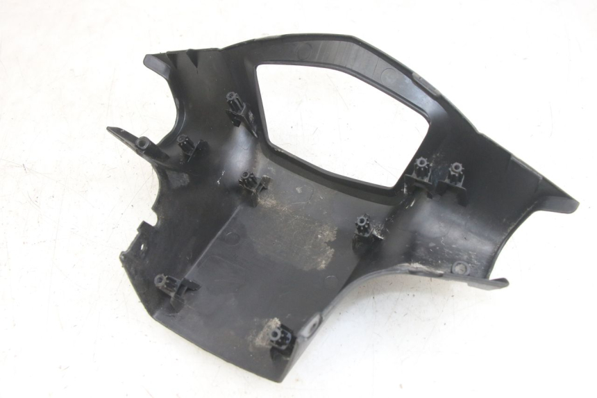 photo de COPRI MANUBRIO POSTERIORE PEUGEOT KISBEE 4T 50 (2010 - 2017) - Vista d'insieme del prodotto