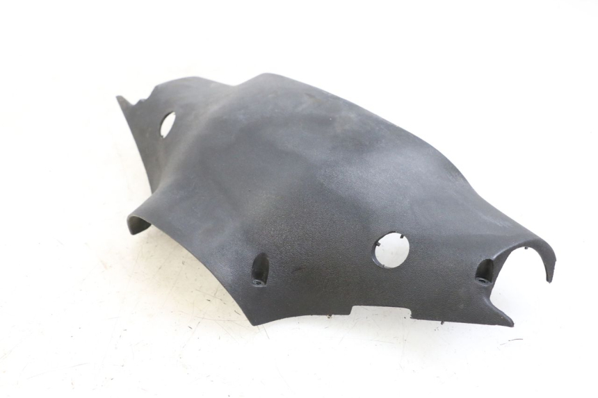 photo de COPRIMANUBRIO POSTERIORE RENAULT KOURANOS 125 (2001 - 2004) - Altra angolazione