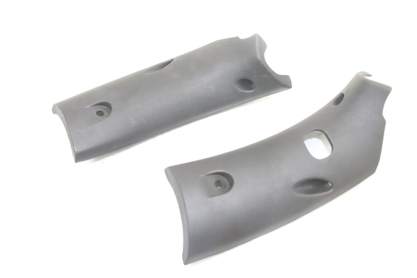 photo de COPERCHIO MANUBRIO POSTERIORE KYMCO GRAND DINK 125 (2008 - 2014) - Vista principale