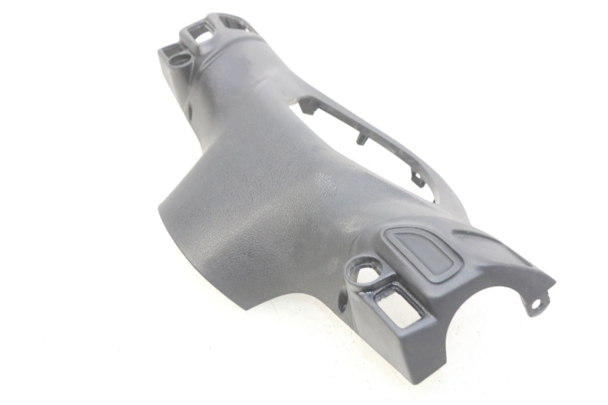 photo de COFANO MANUBRIO POSTERIORE PIAGGIO LIBERTY IGET 4T 50 (2015 - 2020) - Altra angolazione