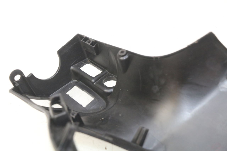 photo de COFANO MANUBRIO POSTERIORE PIAGGIO LIBERTY IGET 4T 50 (2015 - 2020) - Zoom sullo stato d'uso