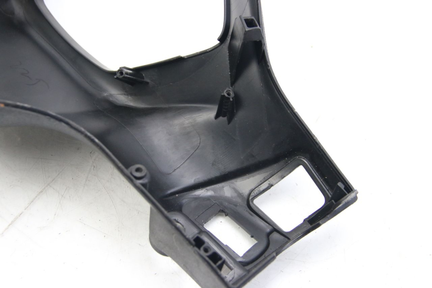 photo de COFANO MANUBRIO POSTERIORE PIAGGIO LIBERTY IGET 4T 50 (2015 - 2020) - Altra vista dell'articolo