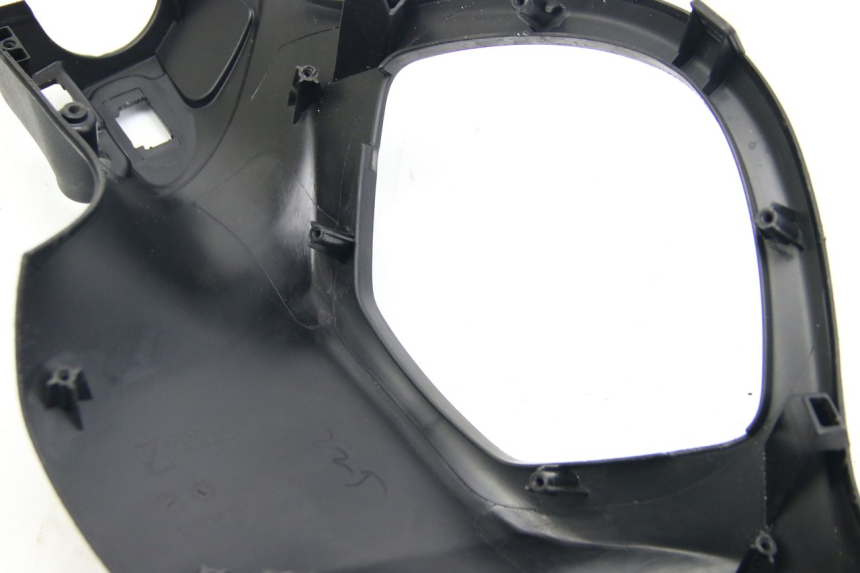 photo de COFANO MANUBRIO POSTERIORE PIAGGIO LIBERTY IGET 4T 50 (2015 - 2020) - Marcature e riferimenti originali