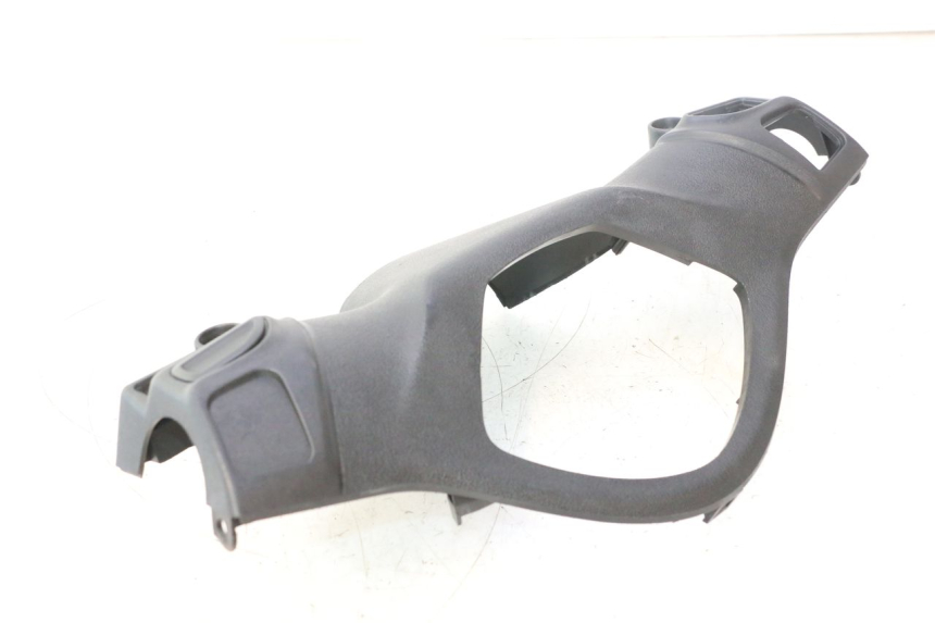 photo de COPRIMANUBRIO POSTERIORE PIAGGIO LIBERTY IGET 4T 50 (2021 - 2025) - Primo piano tecnico
