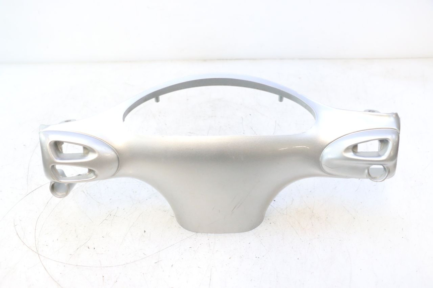 photo de COPRIMANUBRIO POSTERIORE PIAGGIO LIBERTY 50 (1998 - 2003) - Vista principale