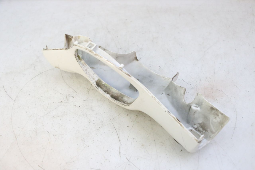 photo de COPRIMANUBRIO POSTERIORE PIAGGIO LXV 4T 50 (2009 - 2013) - Dettaglio del componente