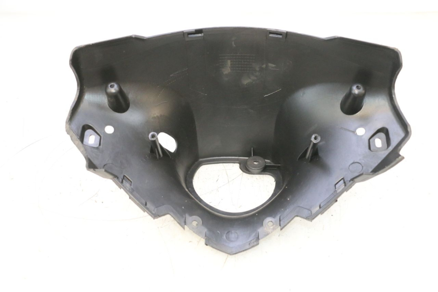 photo de COPRIMANUBRIO POSTERIORE KEEWAY MATRIX RX9 125 (2006 - 2007) - Dettagli dei punti di fissaggio