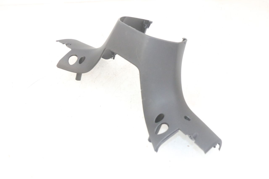 photo de COPRIMANUBRIO POSTERIORE PIAGGIO MP3 HPE 300 (2019 - 2026) - Dettaglio del componente