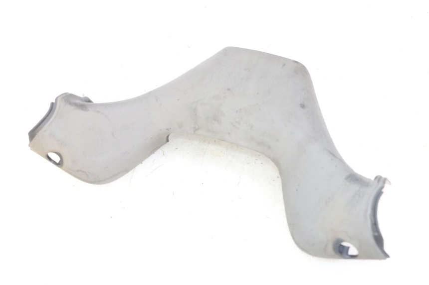 photo de COPERCHIO MANUBRIO POSTERIORE PIAGGIO MP3 LT 300 (2010 - 2016) - Zoom sullo stato d'uso