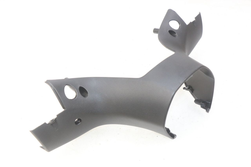 photo de COPRI MANUBRIO POSTERIORE PIAGGIO MP3 500 (2014 - 2017) - Primo piano tecnico