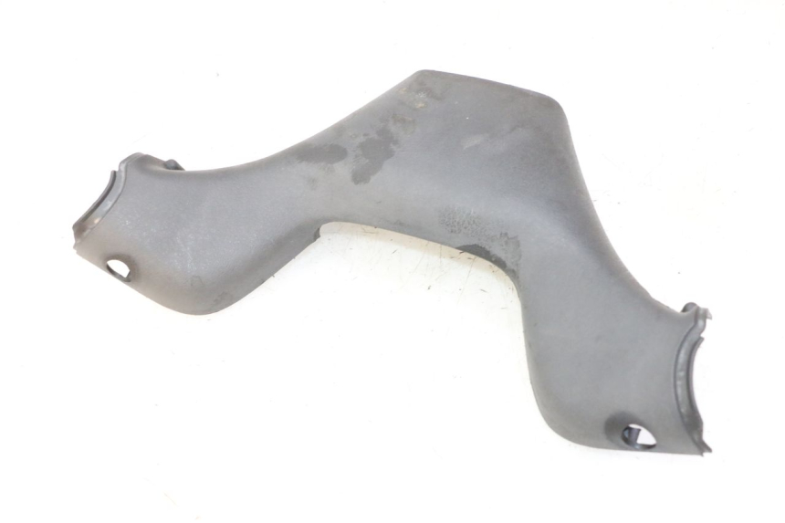 photo de COFANO MANUBRIO POSTERIORE PIAGGIO MP3 RL 250 (2006 - 2010) - Zoom sullo stato d'uso