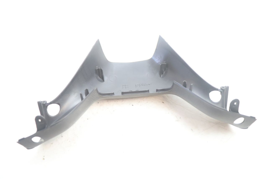 photo de COFANO MANUBRIO POSTERIORE PIAGGIO MP3 500 (2011 - 2015) - Primo piano tecnico