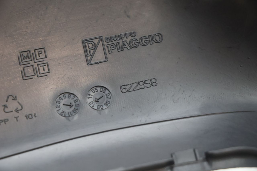 photo de COFANO MANUBRIO POSTERIORE PIAGGIO MP3 500 (2011 - 2015) - Vista d'insieme del prodotto