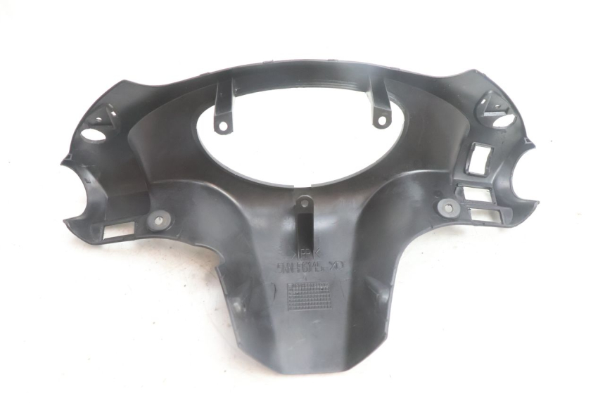 photo de COPRIMANUBRIO POSTERIORE YAMAHA NEO'S NEOS 2T 50 (1998 - 2007) - Altra angolazione