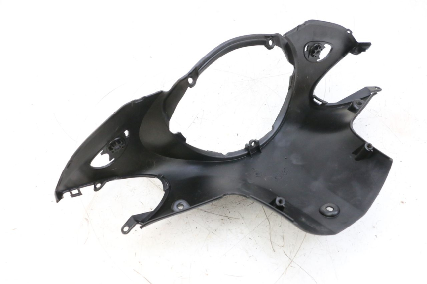 photo de COPRIMANUBRIO POSTERIORE YAMAHA NEOS NEO'S 4T 50 (2008 - 2016) - Altra angolazione