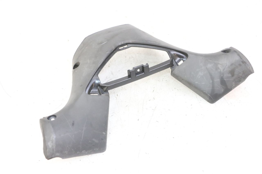 photo de COPRI MANUBRIO POSTERIORE GILERA NEXUS 125 (2009 - 2013) - Altra angolazione