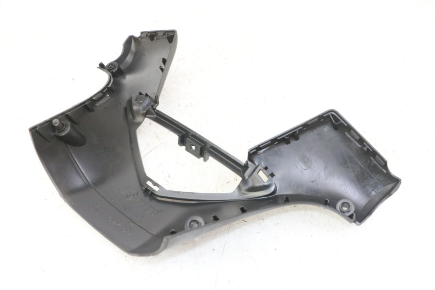 photo de COPRI MANUBRIO POSTERIORE GILERA NEXUS 125 (2009 - 2013) - Vista d'insieme del prodotto