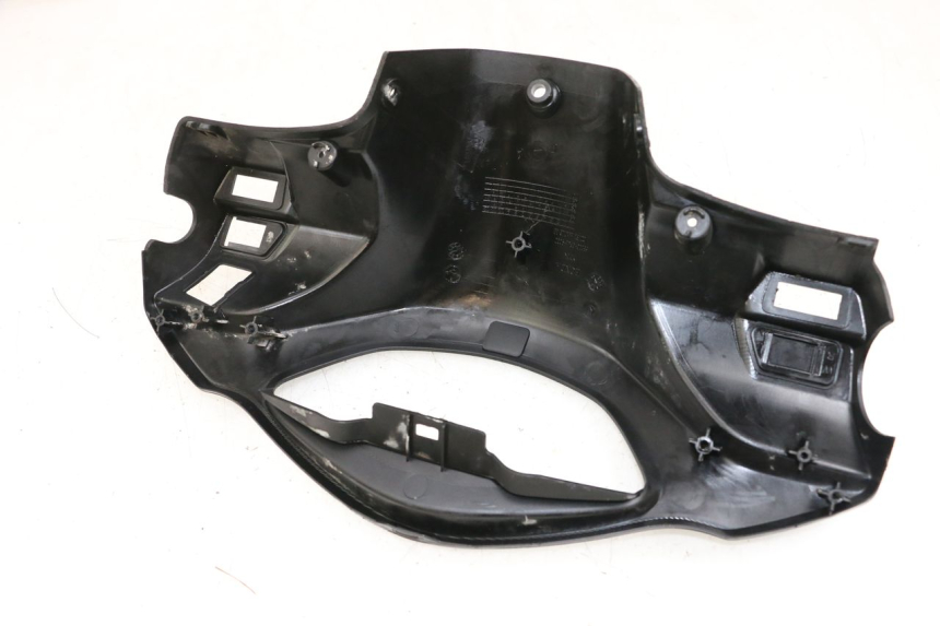 photo de COPRI MANUBRIO POSTERIORE HONDA NHX LEAD 110 (2008 - 2010) - Altra angolazione