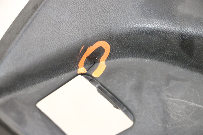 photo de COPRI MANUBRIO POSTERIORE HONDA NHX LEAD 110 (2008 - 2010) - Ricambio usato controllato