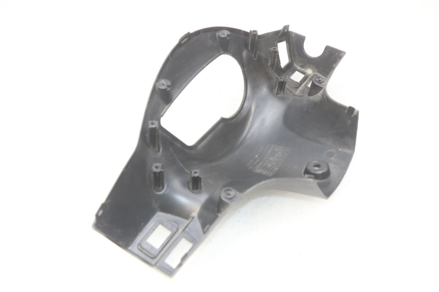 photo de COFANO MANUBRIO POSTERIORE SYM ORBIT 2 2T 50 (2008 - 2018) - Dettaglio del componente