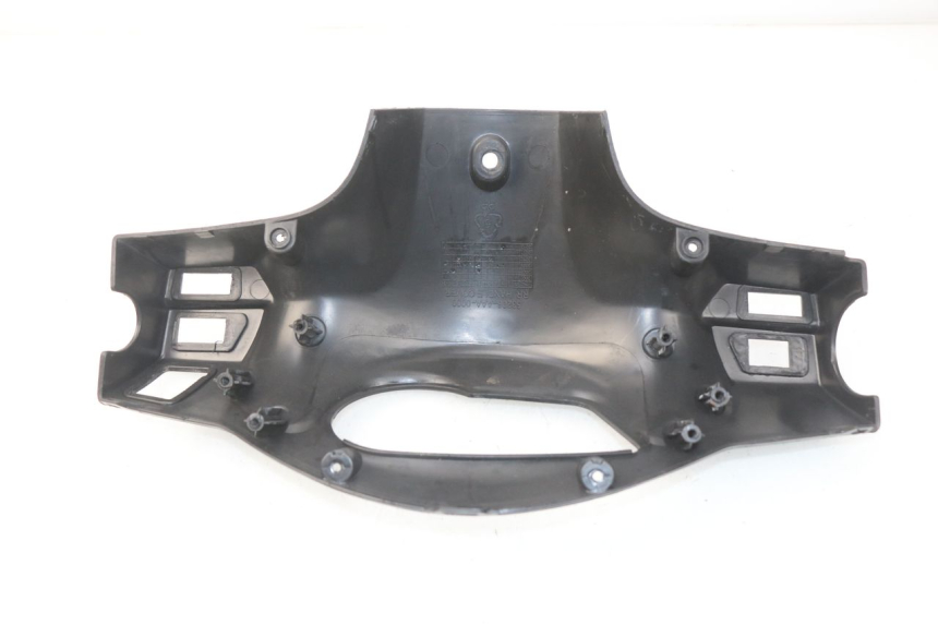 photo de Copri manubrio posteriore SYM ORBIT 2 4T 50 (2008 - 2017) - Zoom sullo stato d'uso