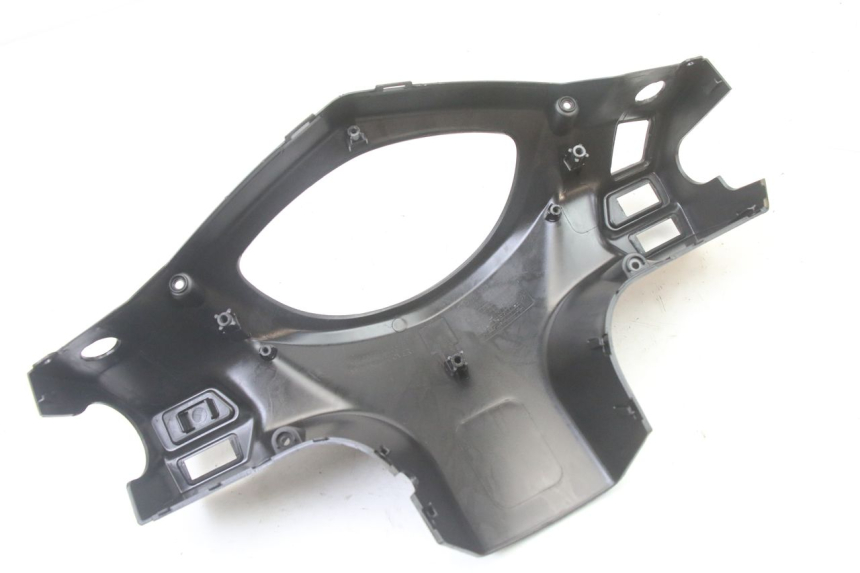 photo de COPRIMANUBRIO POSTERIORE SYM ORBIT III 3 4T 50 (2021 - 2025) - Altra angolazione