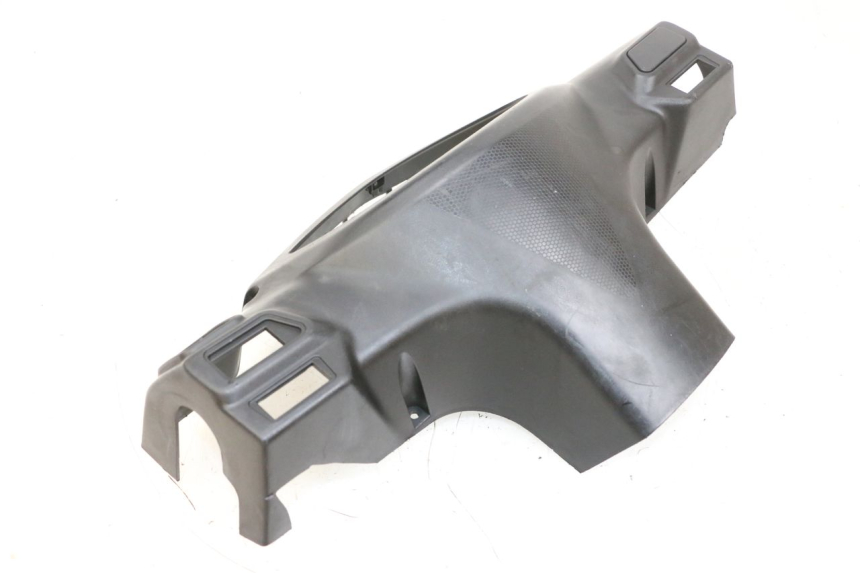 photo de COPRIMANUBRIO POSTERIORE SYM ORBIT III 3 4T 50 (2021 - 2025) - Zoom sullo stato d'uso