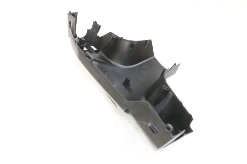 photo de COPRIMANUBRIO POSTERIORE SYM ORBIT III 3 4T 50 (2021 - 2025) - Altra angolazione