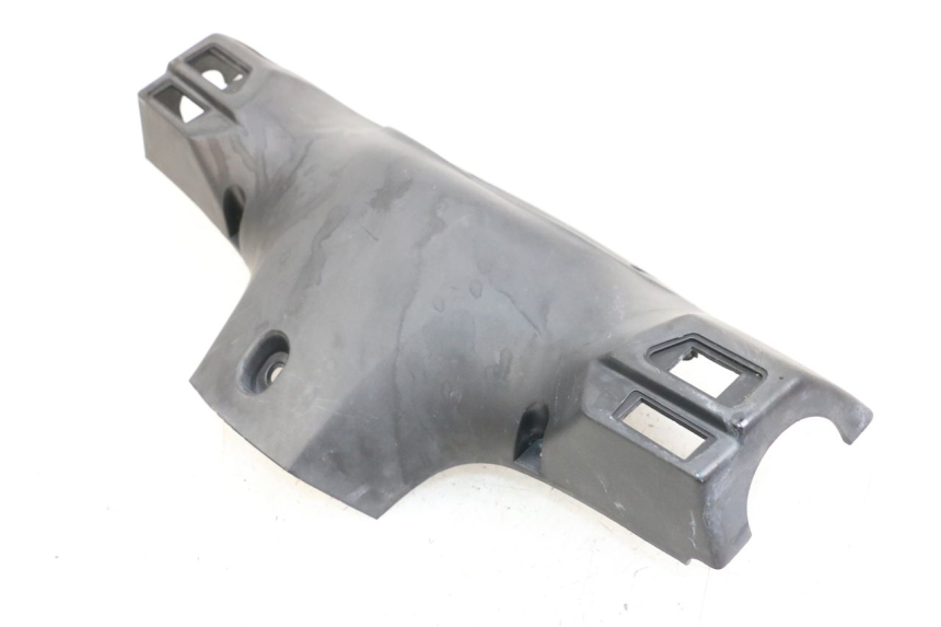 photo de COPERCHIO MANUBRIO POSTERIORE SYM ORBIT 50 (2008 - 2010) - Vista d'insieme del prodotto