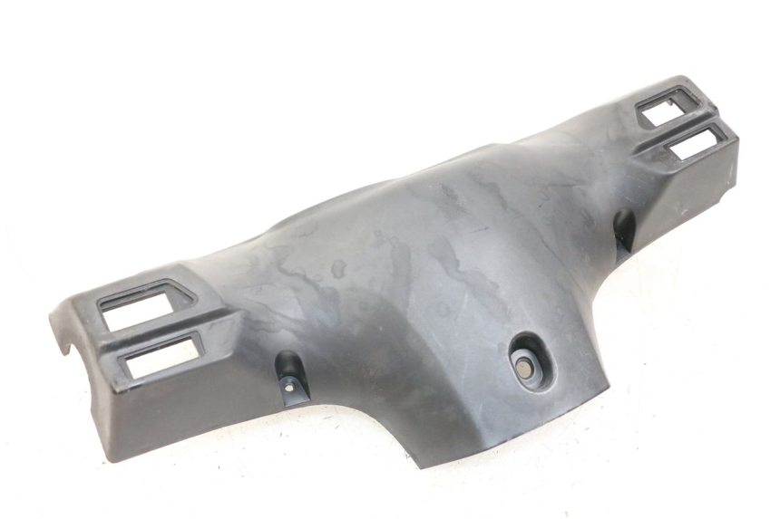 photo de COPERCHIO MANUBRIO POSTERIORE SYM ORBIT 50 (2008 - 2010) - Dettagli dei punti di fissaggio