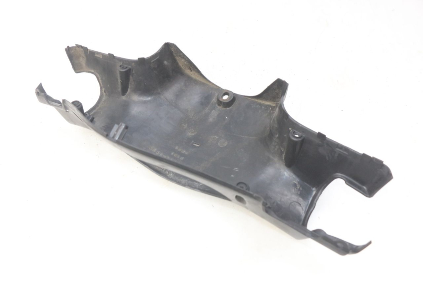 photo de COPRI MANUBRIO POSTERIORE KYMCO PEOPLE 250 (2004 - 2008) - Altra angolazione