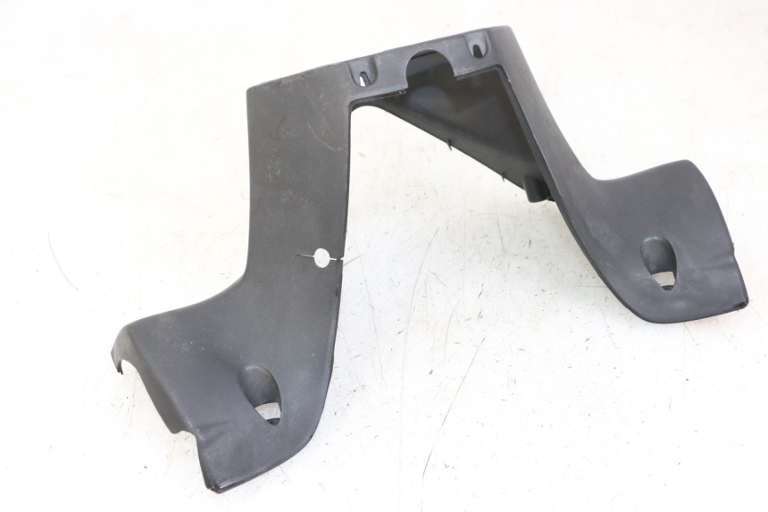 photo de COPRI MANUBRIO POSTERIORE PEUGEOT ELYSTAR 50 (2002 - 2014) - Zoom sullo stato d'uso