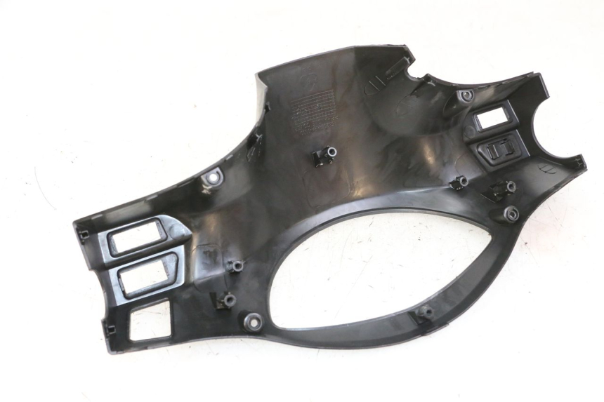 photo de COPRIMANUBRIO POSTERIORE PEUGEOT TWEET 4T 50 (2014 - 2019) - Altra angolazione