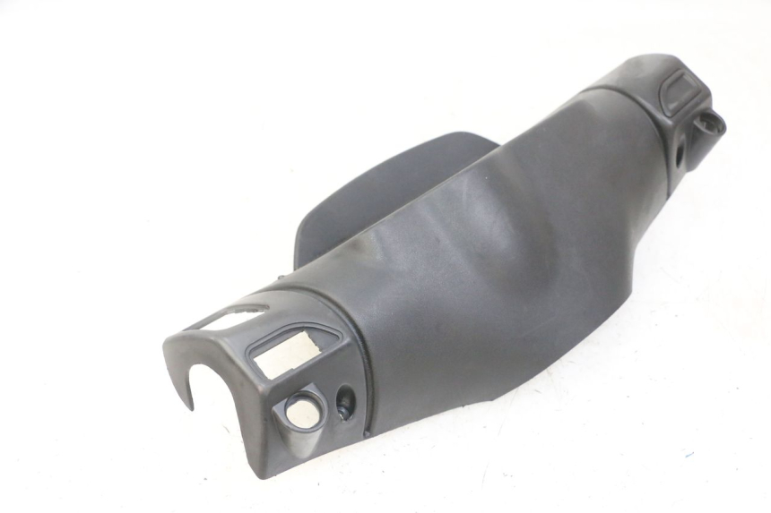 photo de COPRIMANUBRIO POSTERIORE GILERA RUNNER SL 50 (2006 - 2009) - Altra vista dell'articolo