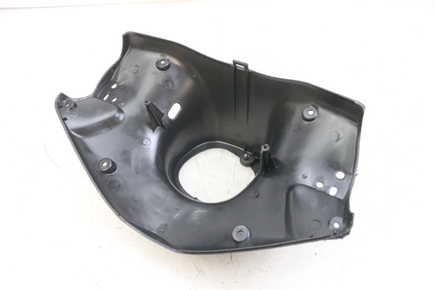 photo de COPRI MANUBRIO POSTERIORE KEEWAY RY6 2T 50 (2011 - 2019) - Vista d'insieme del prodotto