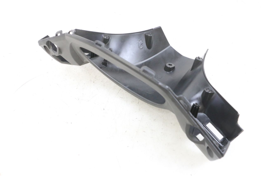 photo de COPRIMANUBRIO POSTERIORE JM MOTORS SANTANA EVO 50 (2024 - 2026) - Dettaglio del componente