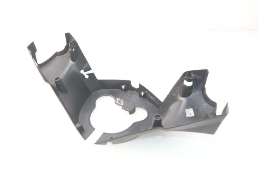 photo de Copri manubrio posteriore PEUGEOT SATELIS 300 (2012 - 2015) - Dettaglio del componente