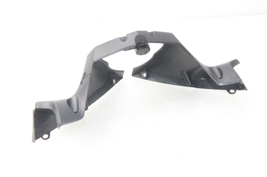 photo de Copri manubrio posteriore PEUGEOT SATELIS 125 (2006 - 2009) - Primo piano tecnico