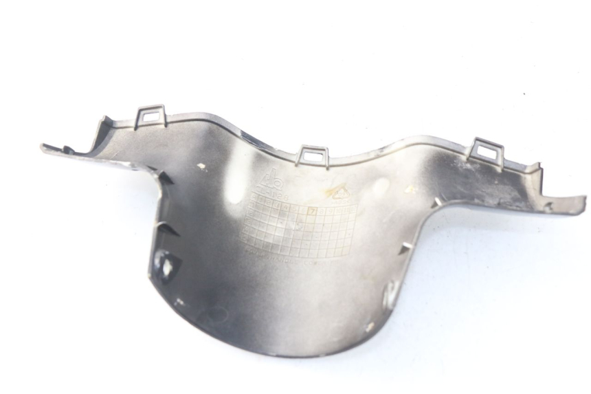 photo de Copriserbatoio posteriore JM MOTORS SC 4T 50 (2012 - 2017) - Primo piano tecnico