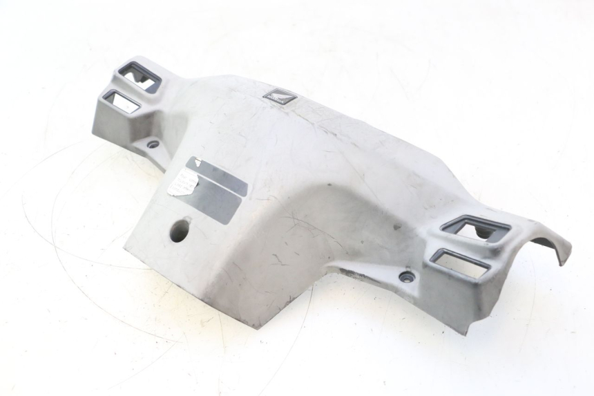 photo de COFANO MANUBRIO POSTERIORE HONDA SCV LEAD 100 (2003 - 2007) - Altra vista dell'articolo