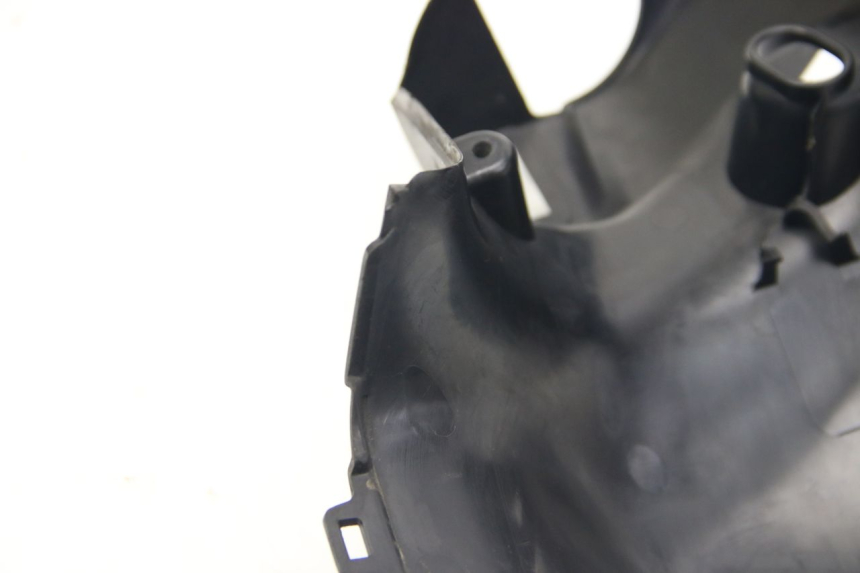 photo de COFANO MANUBRIO POSTERIORE SUZUKI SIXTEEN 125 (2008 - 2010) - Ricambio usato controllato