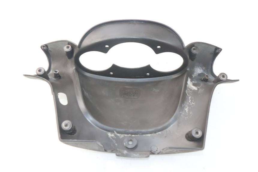 photo de Copri manubrio posteriore MBK SKYLINER 125 (2004 - 2007) - Altra angolazione