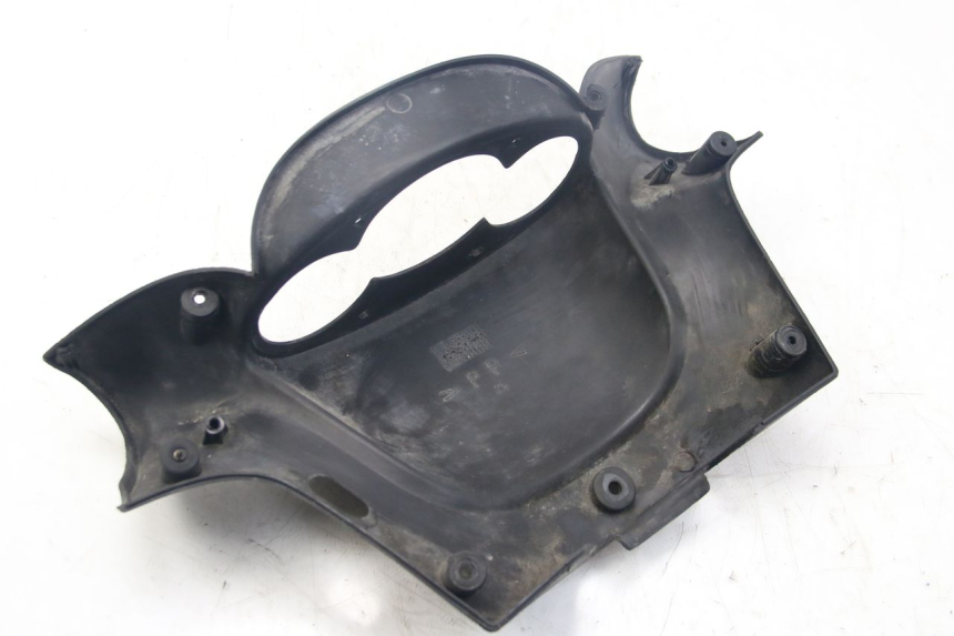 photo de COFANO MANUBRIO POSTERIORE MBK SKYLINER 125 (1998 - 2001) - Primo piano tecnico