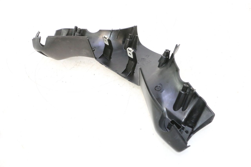 photo de COPERCHIO MANUBRIO POSTERIORE GILERA STALKER 50 (2004 - 2014) - Dettaglio del componente