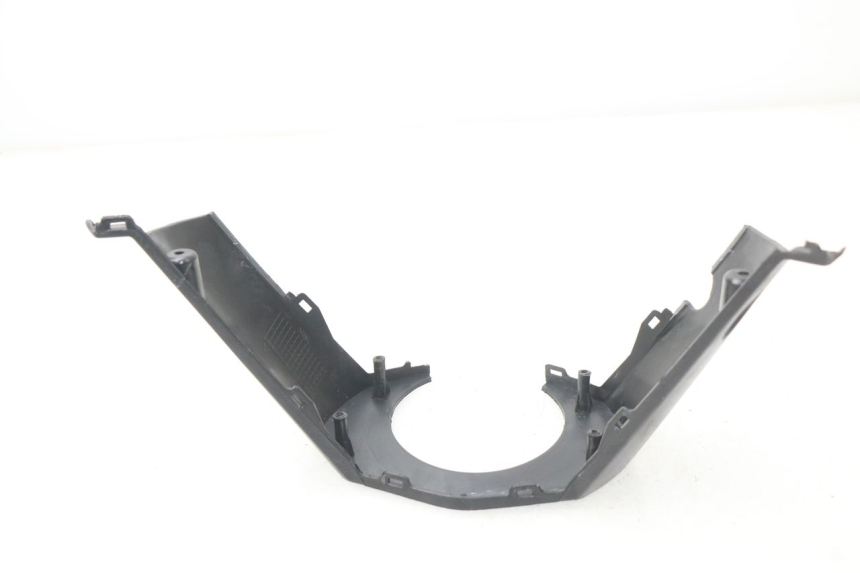 photo de Copri manubrio posteriore RAZZO STEED 125 (2012 - 2018) - Dettaglio del componente